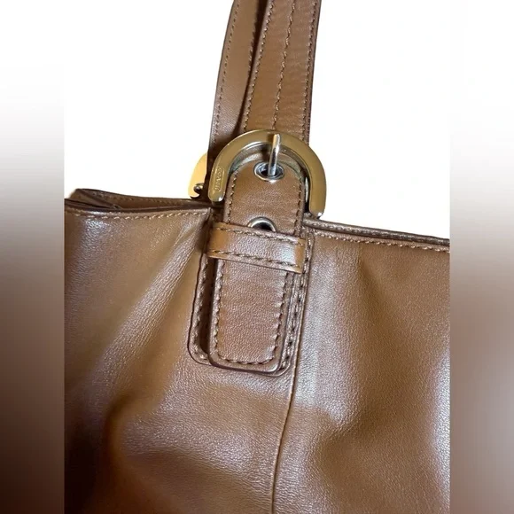 Coach Bleecker F17724 Leather Tote Brown Great Condition - Picture 6 of 12